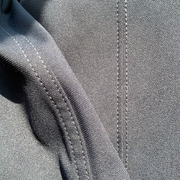 ❤️❤️❤️Club Monaco  navy blue Full Sweep Knit Skirt size M - Picture 6 of 7